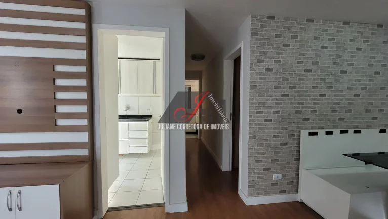 Imagem Apartamento térreo, 02 quartos sendo um suíte, a venda no bairro Portão em Curitiba.