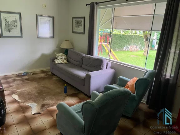 Imagem Casa em Condomínio a venda, 04 quartos sendo duas suítes, piscina em Cajati SP