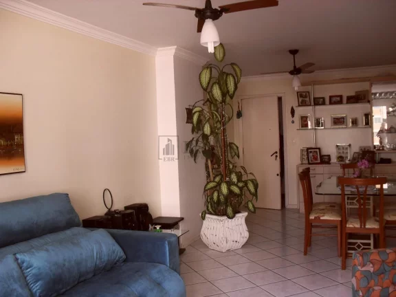 Imagem Apartamento com 3 dormitórios no Centro de Balneário Camboriú.