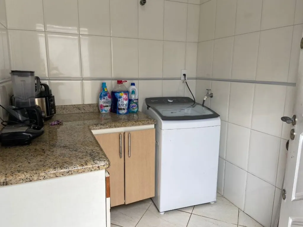 Imagem CASA COM 142,00 m² - GUILHERMINA - PRAIA GRANDE SP