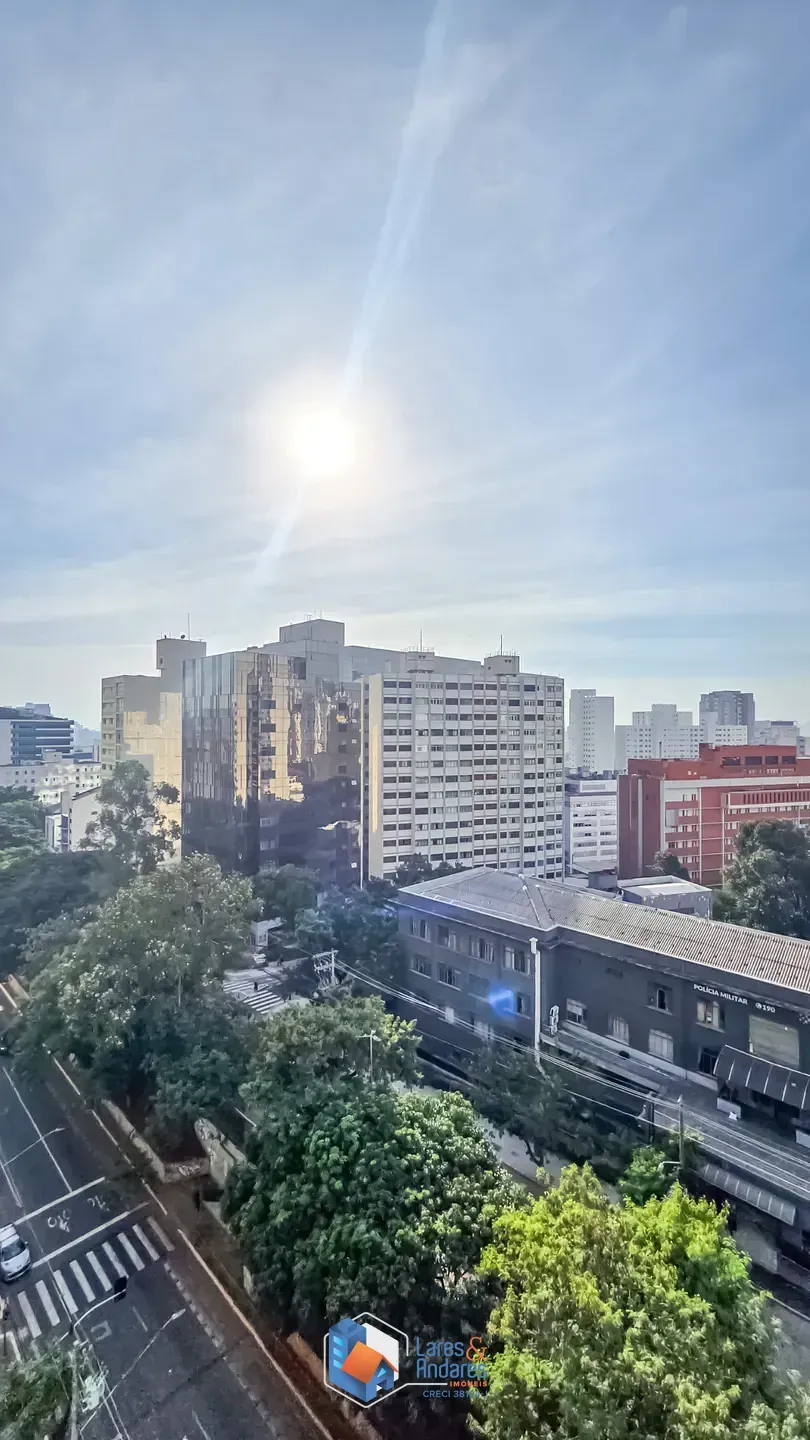Imagem Conjunto comercial para venda em Liberdade, 61m²
