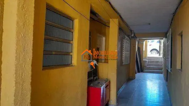 Imagem Sobrado com 10 dormitórios à venda, 400 m² por R$ 580.000,00 - Parque Uirapuru - Guarulhos/SP