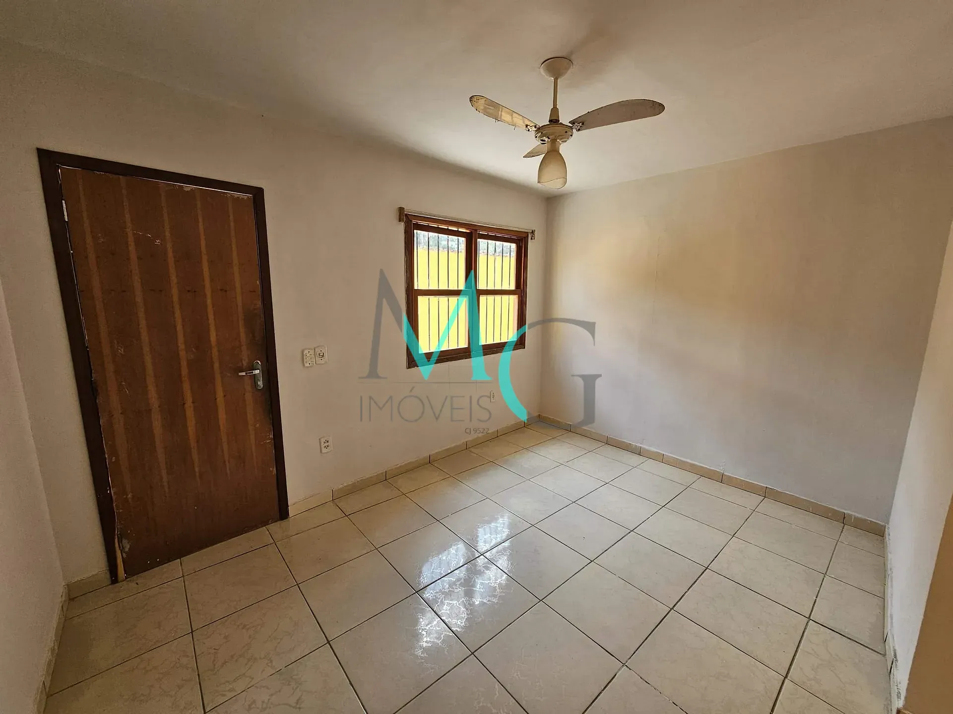 Imagem Casa 4 quartos para aluguel ou venda, 79m², R$ 2.100,00 ou R$ 330.000,00 em Campo Grande, Rio de Janeiro, RJ