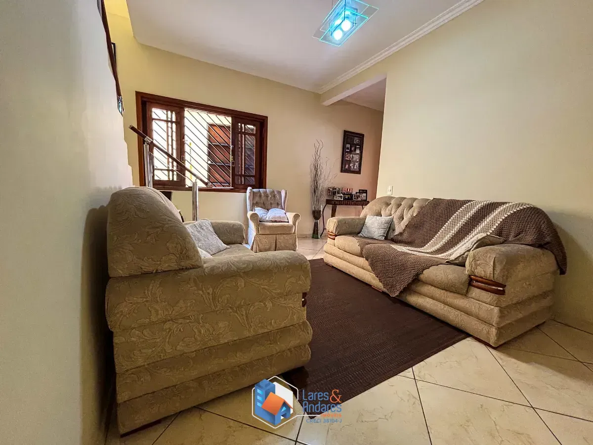 Imagem Casa para venda em Jardim Jua com 3 quartos, sendo 1 suíte, 358m²