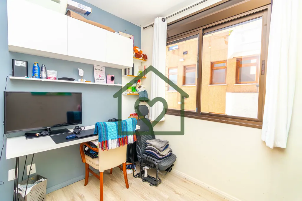 Imagem Viver com Estilo no Bairro Auxiliadora: Conforto e Conveniência
Este apartamento de 3 dormitórios ...