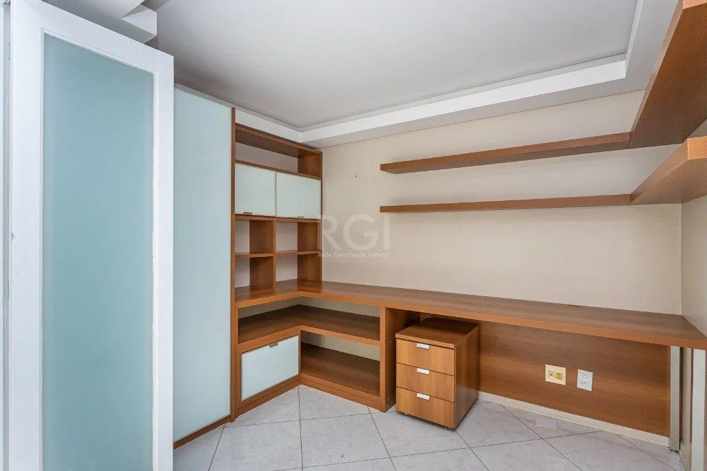 Imagem Apartamento para Venda - 141m², 3 dormitórios, sendo 1 suites, 3 vagas - Rio Branco