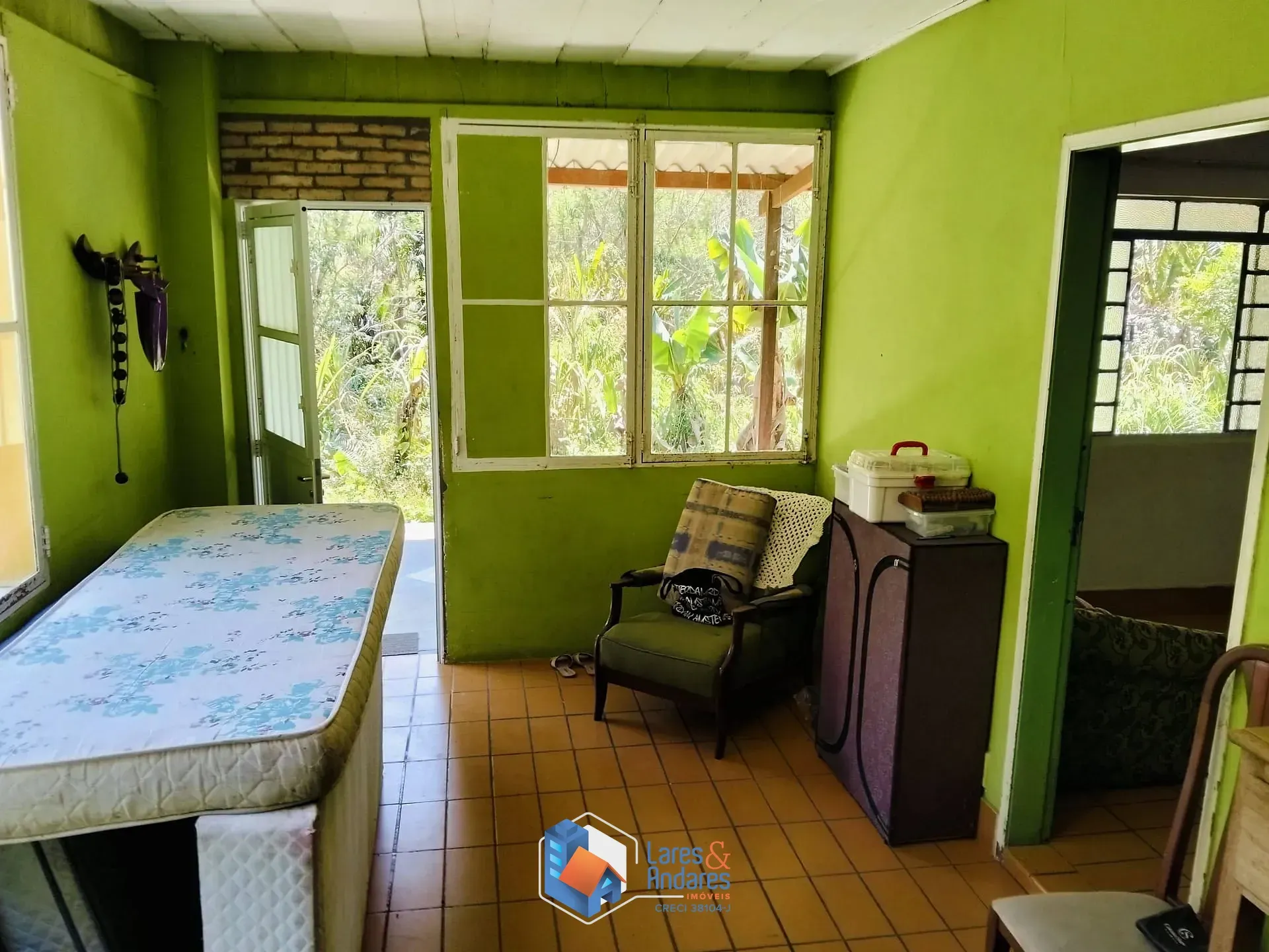 Imagem ARRENDAMENTO DE SITIO COM NASCENTE, ÁREA PARA PLANTIO, CASA COM 3 DORMITÓRIOS, CASEIRO, COM MAIS DE 40.000 METROS IDEAL PARA ONGS - SÃO LOURENÇO DA SERRA.