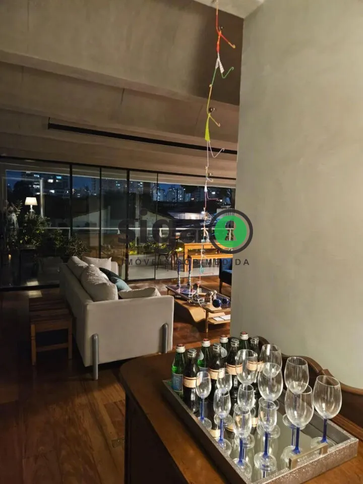 Imagem Apartamento de 300m² à venda na Vila Cordeiro