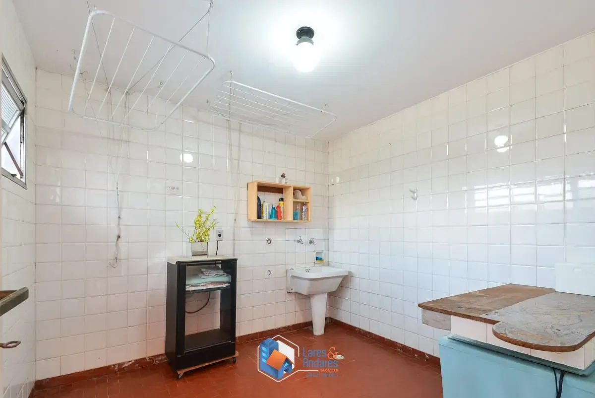 Imagem Casa para venda em Jardim da Glória com 3 quartos, sendo 1 suíte, 250m²