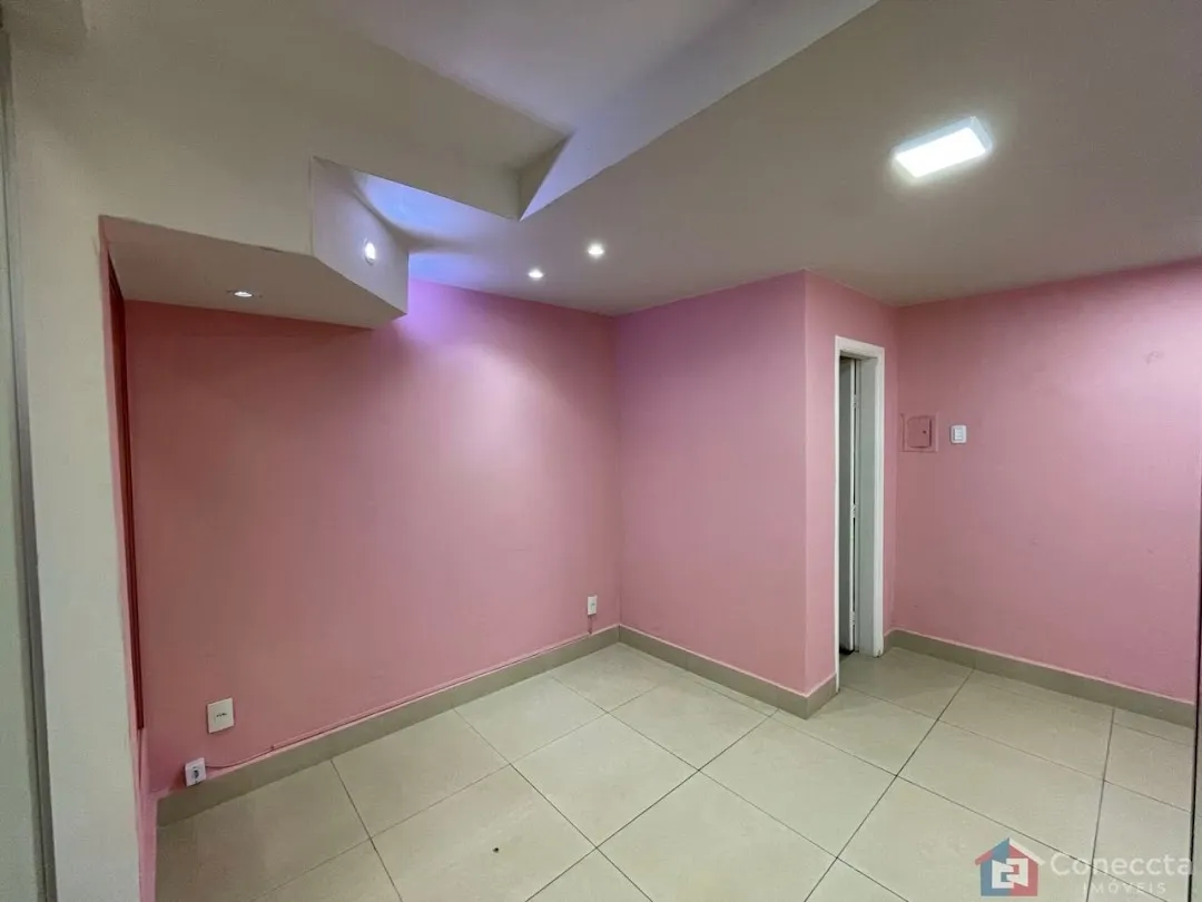 Imagem Loja para alugar, 21 m² por R$ 936,37 - Centro - Patos de Minas/MG