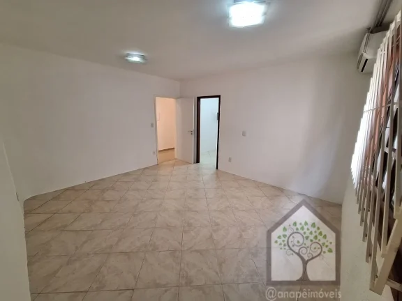 Imagem Casa térrea no Parque São Jorge – Florianópolis