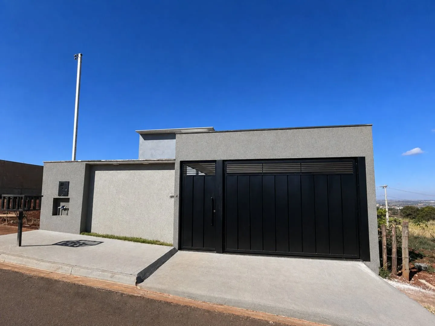 Foto do imóvel Casa com 2 dormitórios à venda, 100 m² por R$ 410.000,00 - Afonso Queiroz - Patos de Minas/MG