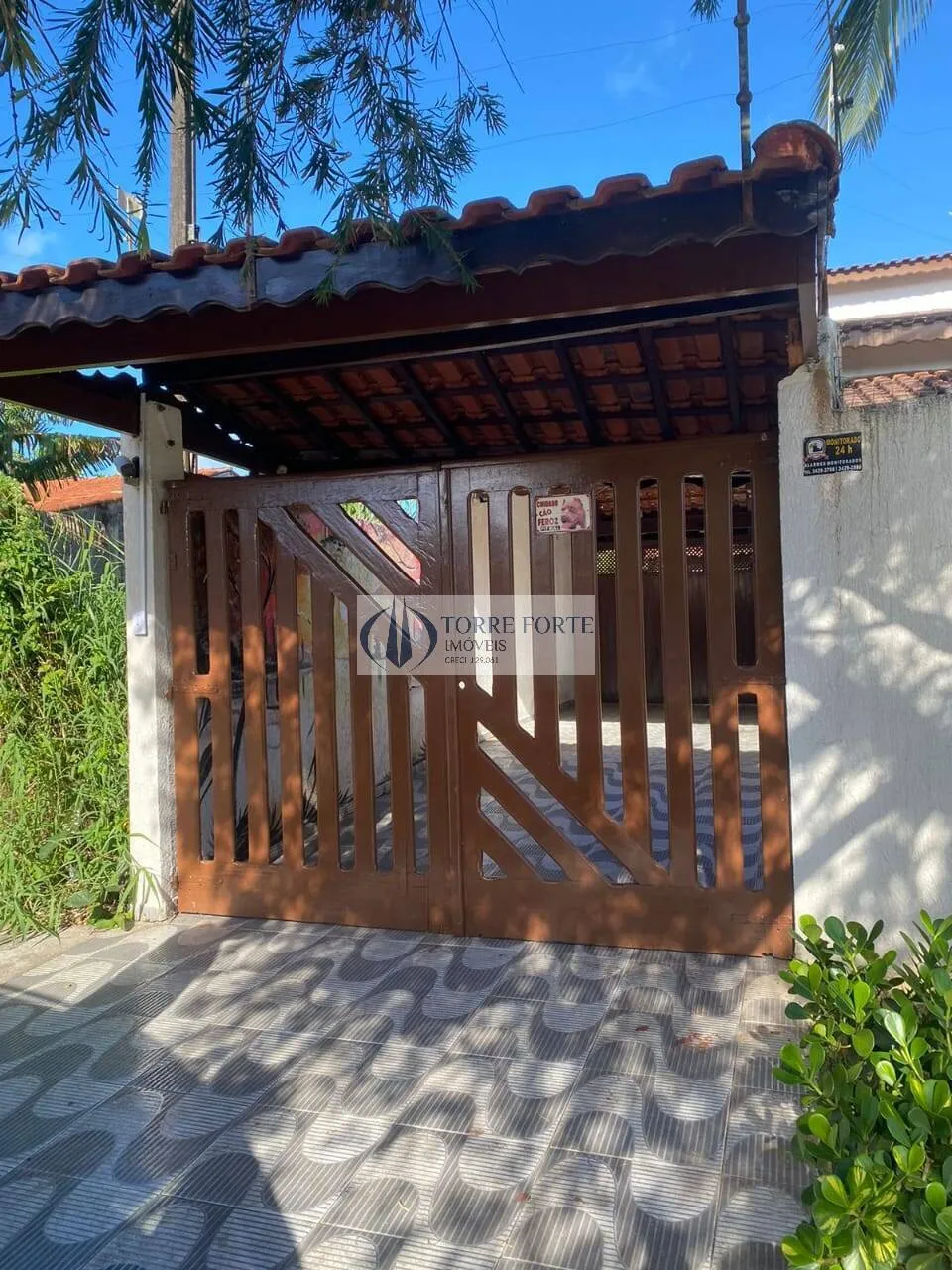 Imagem Bela Casa com 3 Dormitórios no Jardim das Palmeiras