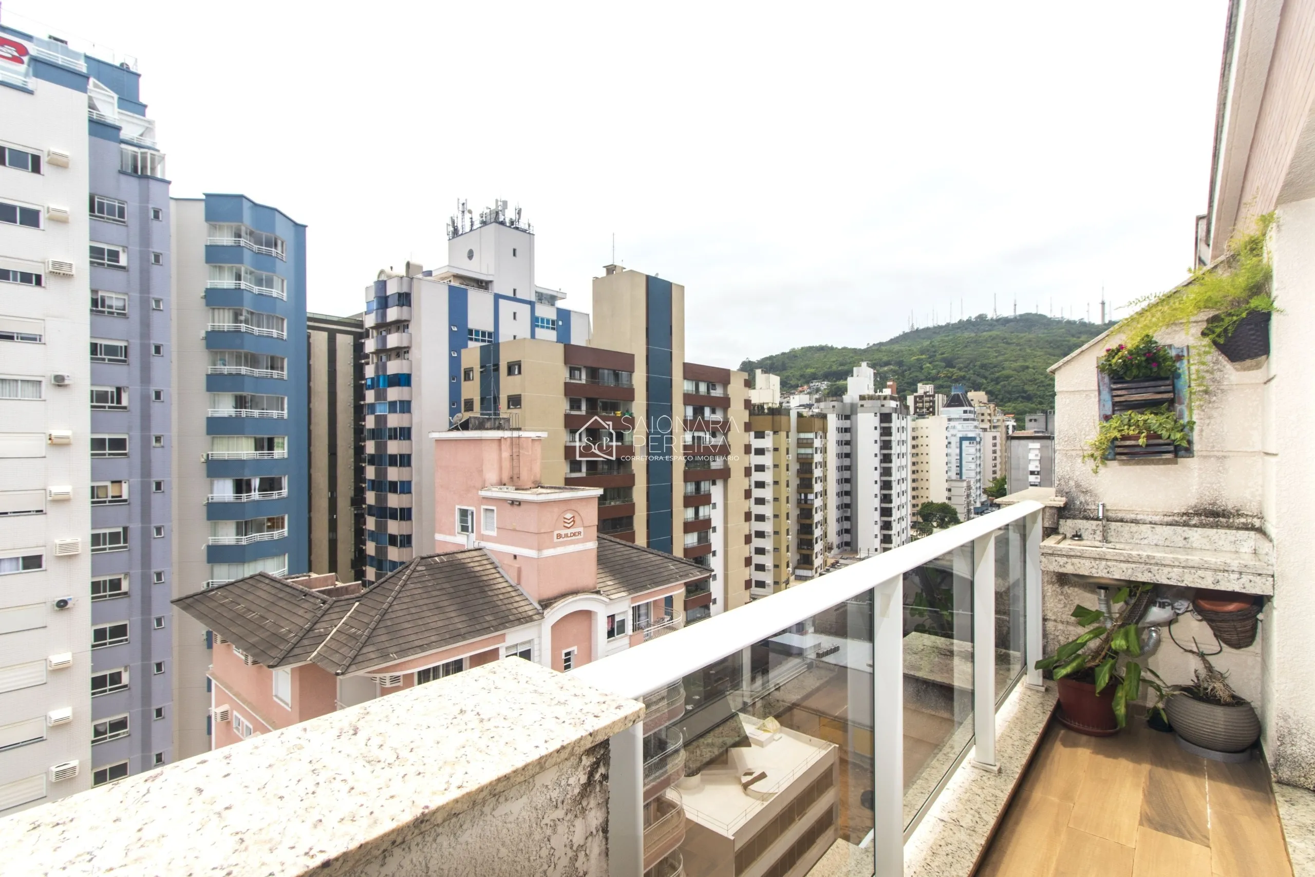 Imagem Cobertura Duplex - Mobiliado - Centro de Florianópolis