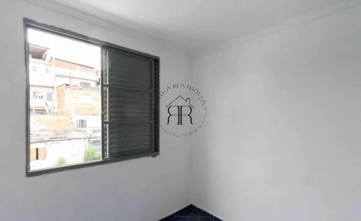 Imagem Localizado em São Paulo, este apartamento oferece uma excelente oportunidade para quem busca confor...