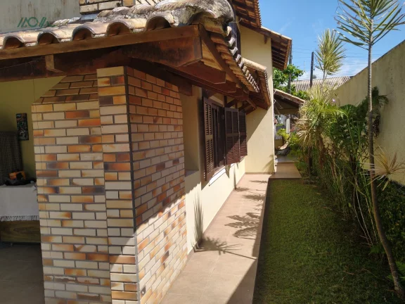 Imagem Casa à Venda a 50m da Praia em Itapoá - Balneário Uirapuru