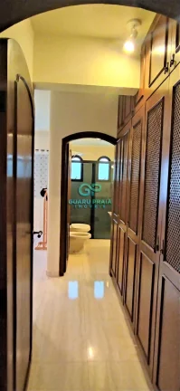 Imagem 3 dormitórios, sendo 2 suítes, uma suíte com sacada, 3 banheiros, sala para 3 ambientes, varanda, cozinha planejada, despensa, área de serviço, 1 vaga de garagem.