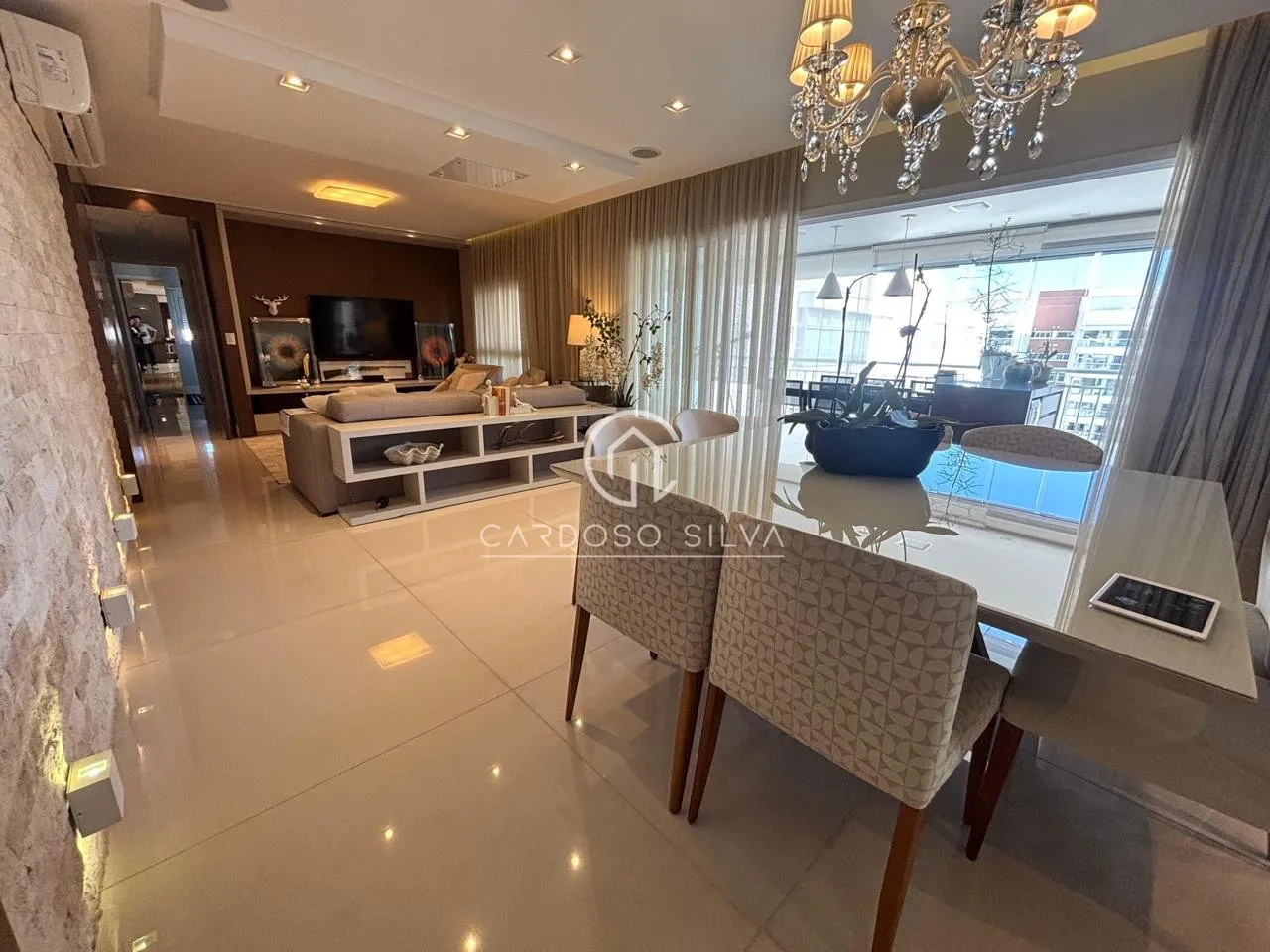 Imagem Espaço Cerâmica - Condomínio Premier - Apartamento de 162m2 com 03 suítes e 03 vagas de garagem - Lazer Completo
