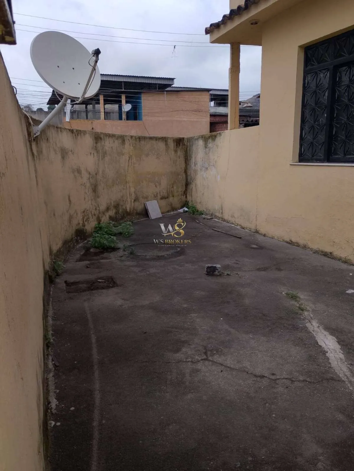 Imagem Casa à venda em Rio de Janeiro, Santíssimo, com 2 quartos