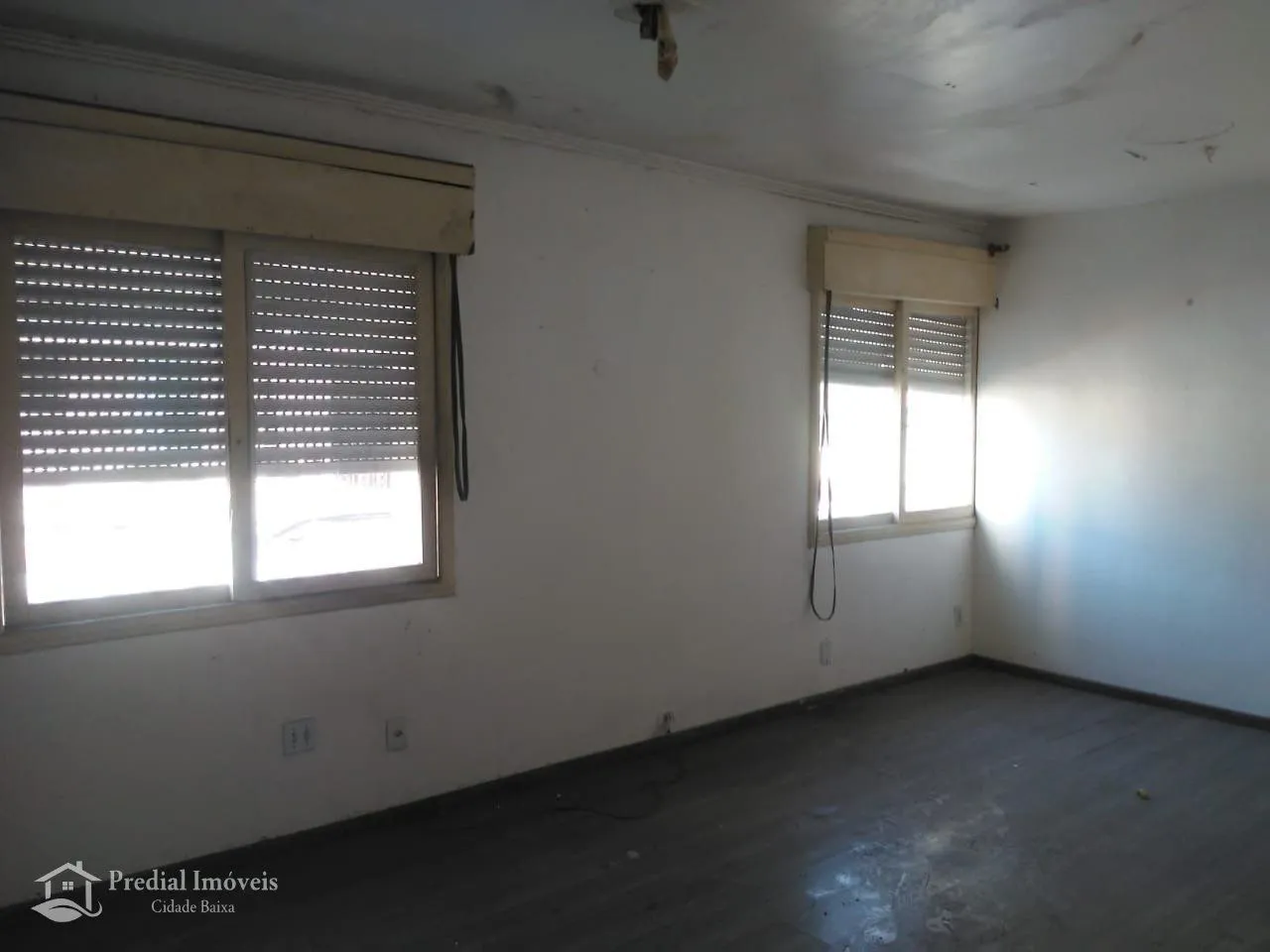 Imagem Predio para Venda - 180m², 0 dormitórios, Cidade Baixa
