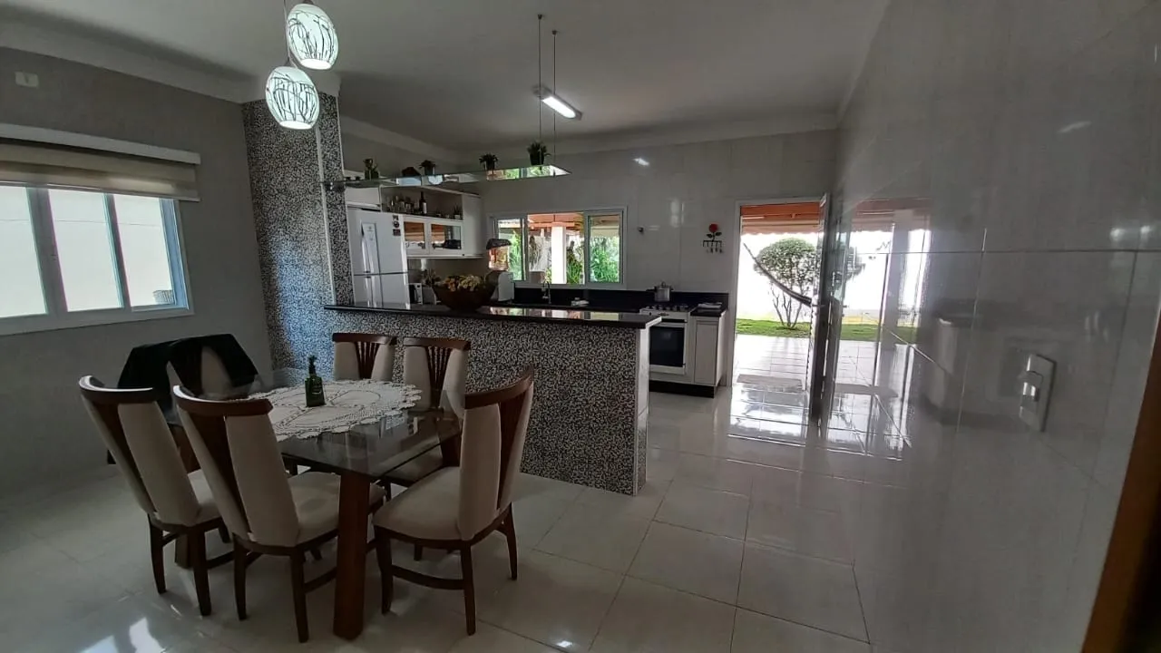 Imagem Casa à venda 3 Quartos, 2 Suites, 179M², Piracangaguá, Taubaté - SP | Condomínio Ouroville