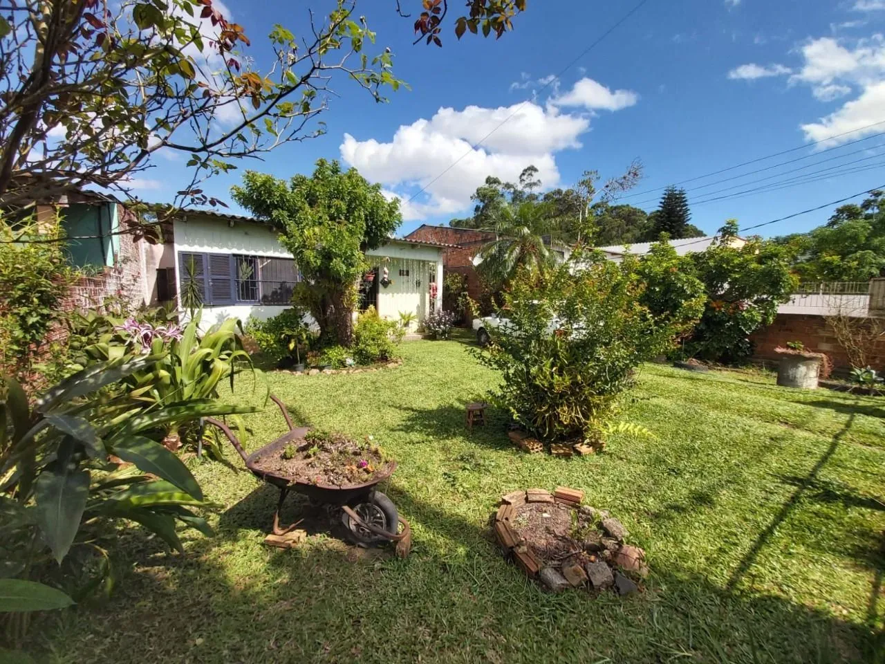 Casa no bairro Belém Novo - 2 dormitórios
