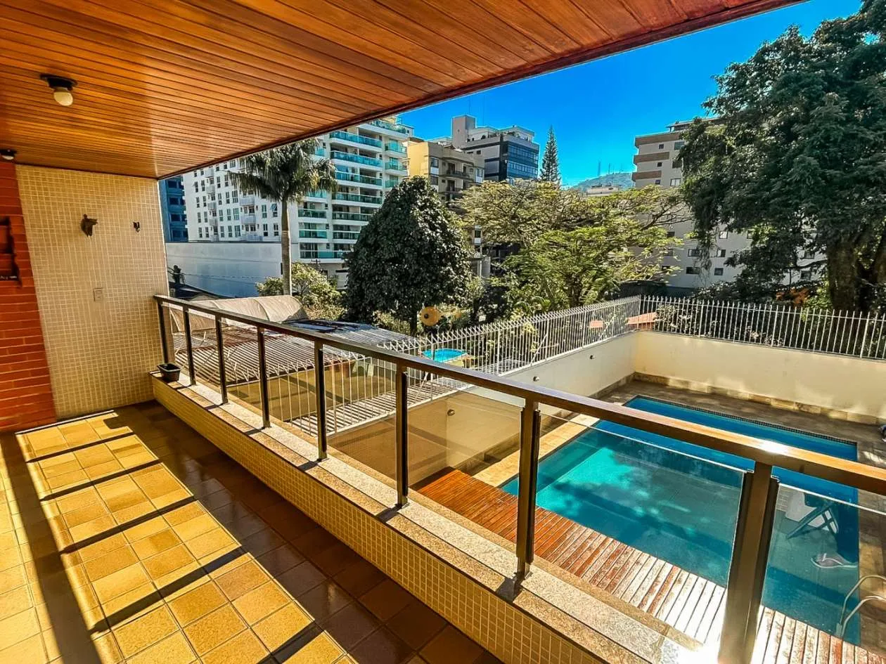 Imagem Apartamento para Venda em Teresópolis / RJ no bairro Agriões