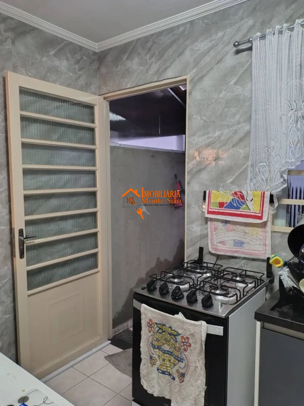 Imagem Sobrado com 2 dormitórios, 77 m² - venda por R$ 371.000,00 ou aluguel por R$ 2.902,00/mês - Jardim Adriana - Guarulhos/SP