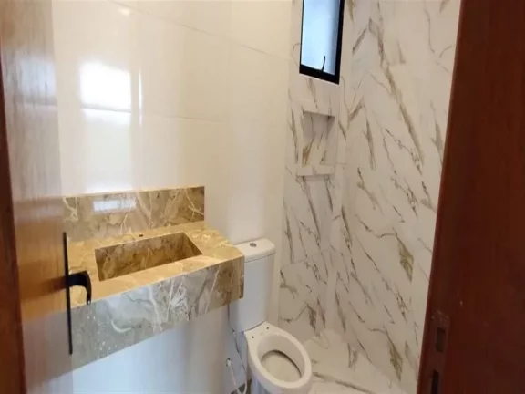 Imagem Sobrado com 3 dormitórios à venda, 92 m² por R$ 480.000 - Maracanã - Praia Grande/SP