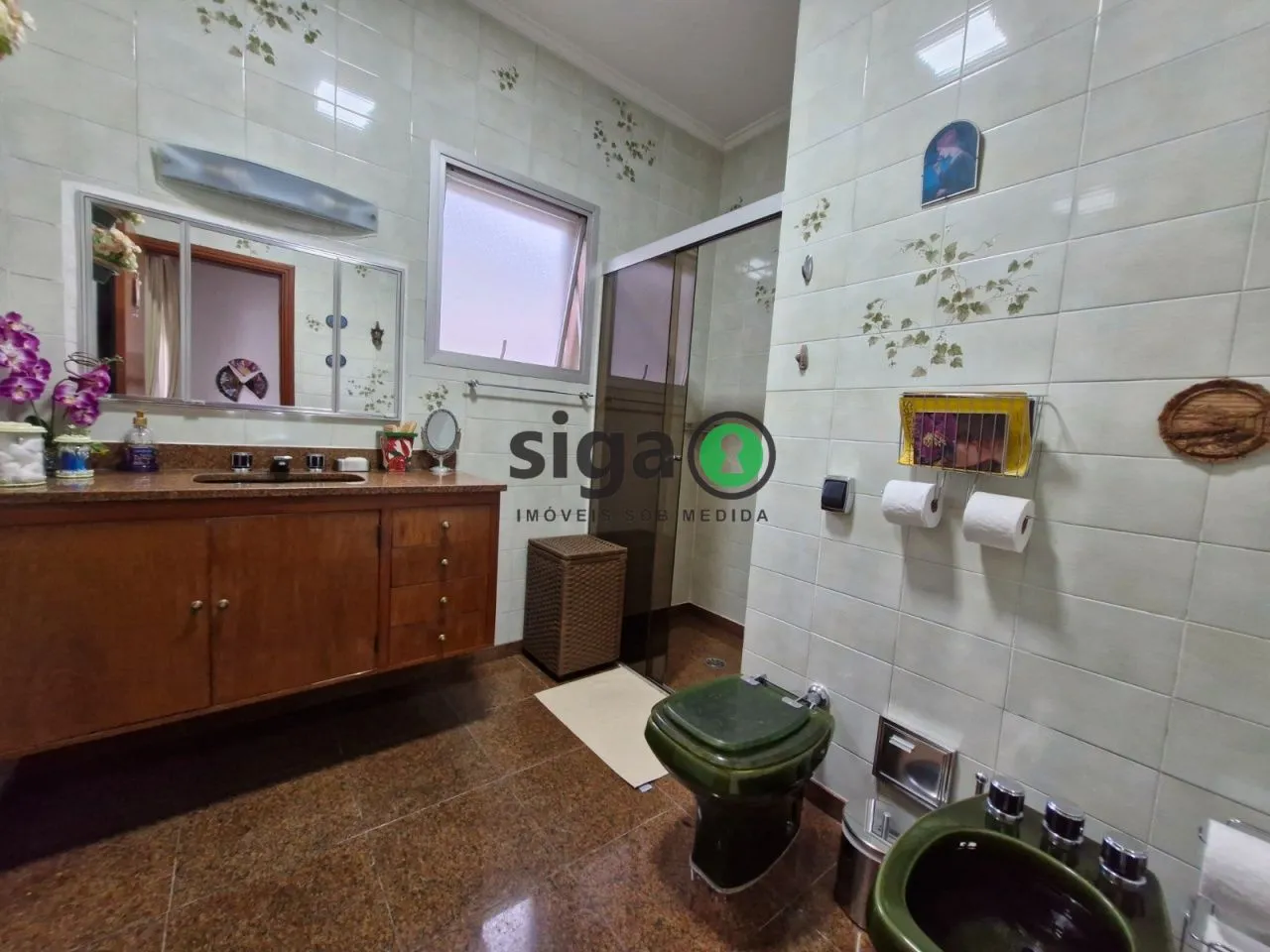 Imagem Casa de 5 dormitórios em condomínio no Real Parque