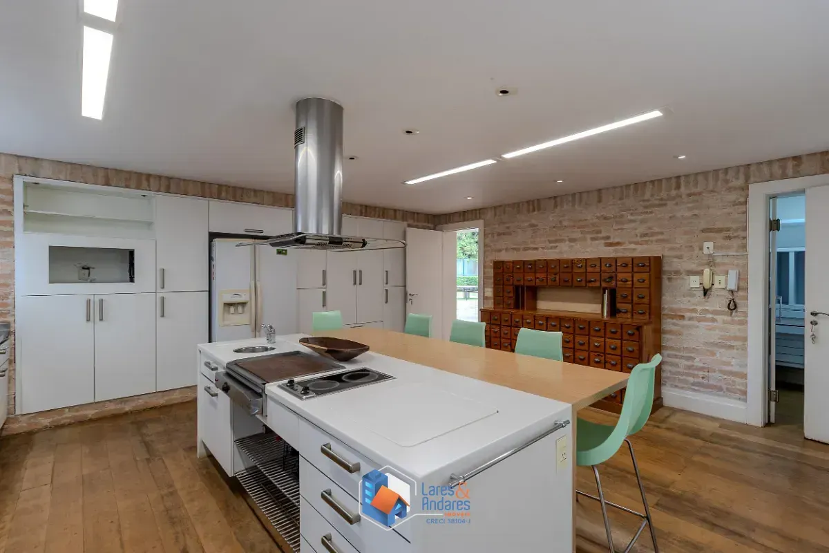 Imagem Casa para venda em Chácara Santo Antônio (Zona Sul) com 4 quartos, sendo 4 suítes, 552m²