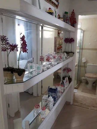 Imagem Vila Livieiro, 2 dormitórios, sacada, 1 vaga - Lazer com Piscina