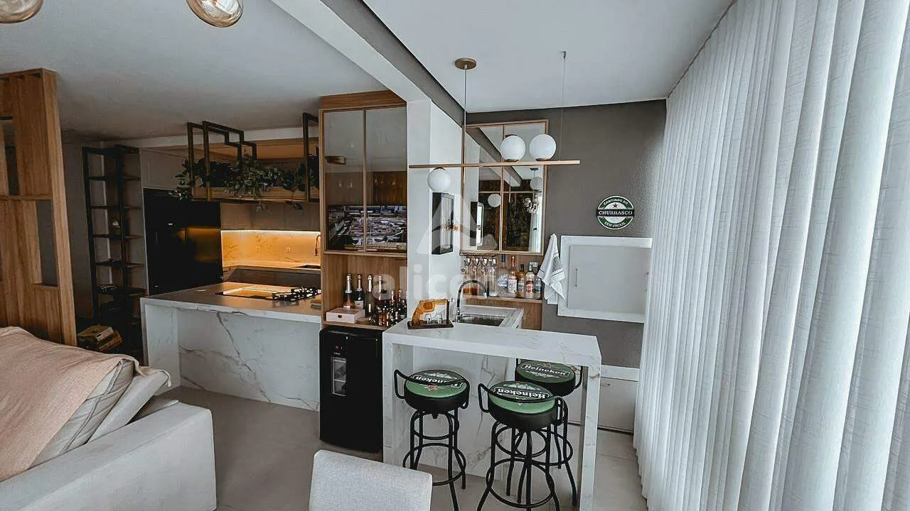 Imagem Apartamento à venda com 3 quartos 2 suítes, 91,65m² em Barreiros São José