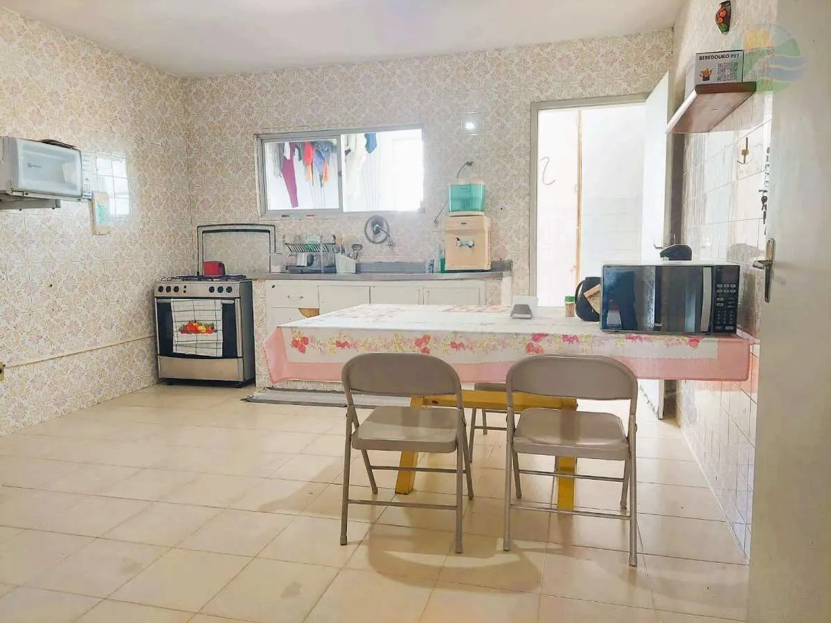 Imagem Apartamento de 4 quartos, a 150 metros do Shopping Guararapes, Ventilado, Piedade, Jaboatão dos Guararapes.