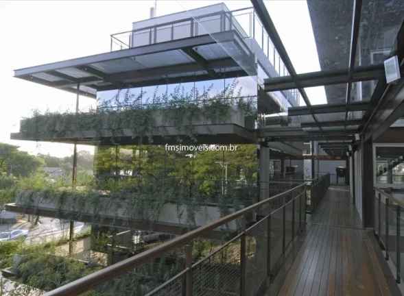 Imagem Conjunto comercial com 143m2 na Vila Madalena.