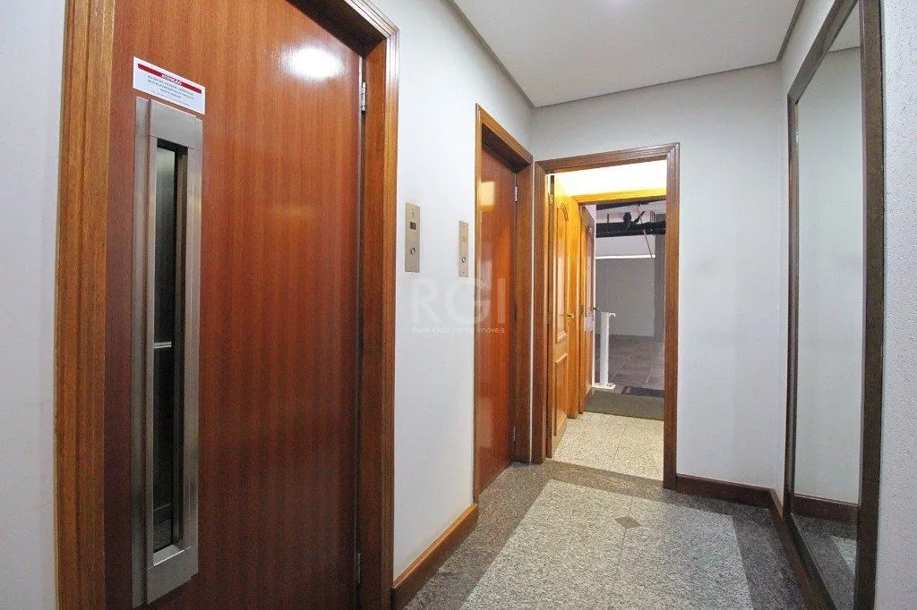Imagem Apartamento para Venda - 84.85m², 2 dormitórios, sendo 1 suites, 1 vaga - Moinhos de Vento