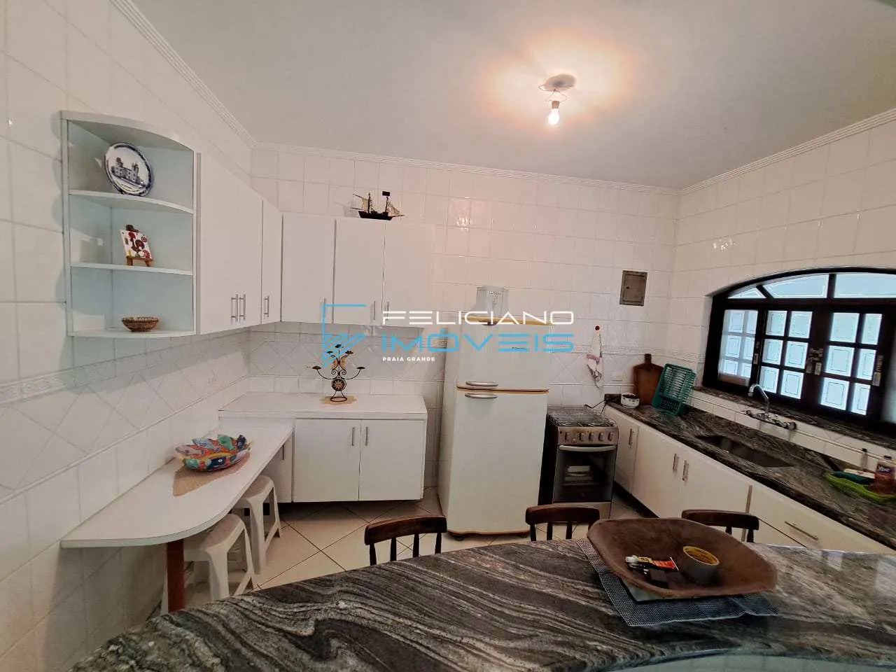Imagem Casa com 2 quartos, Canto do Forte, Praia Grande - R$ 1.19 mi, Cod: 3993