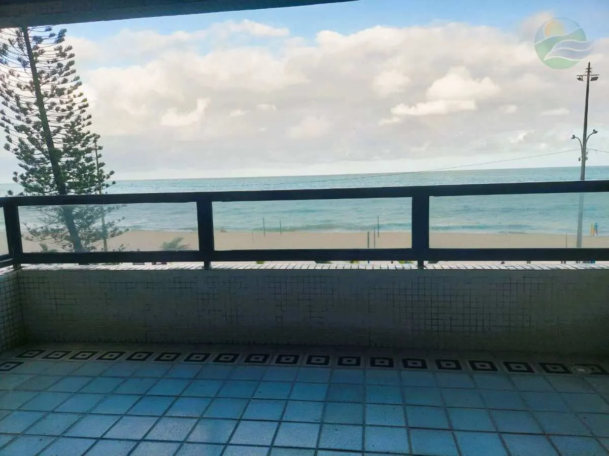 Imagem Apartamento com 4 suites, frente mar, calçadão de Piedade, em Piedade, Jaboatão dos Guararapes.
