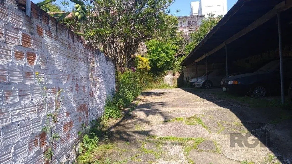 Imagem Terreno com 296m² no bairro Vila Jardim