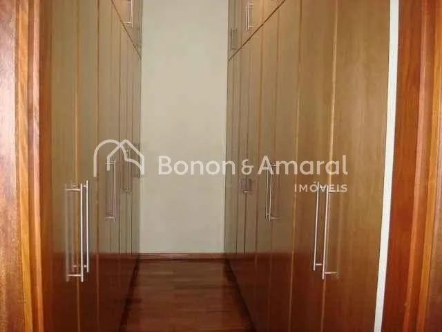 Imagem Casa de Condomínio com 554 m² e 4 Quartos