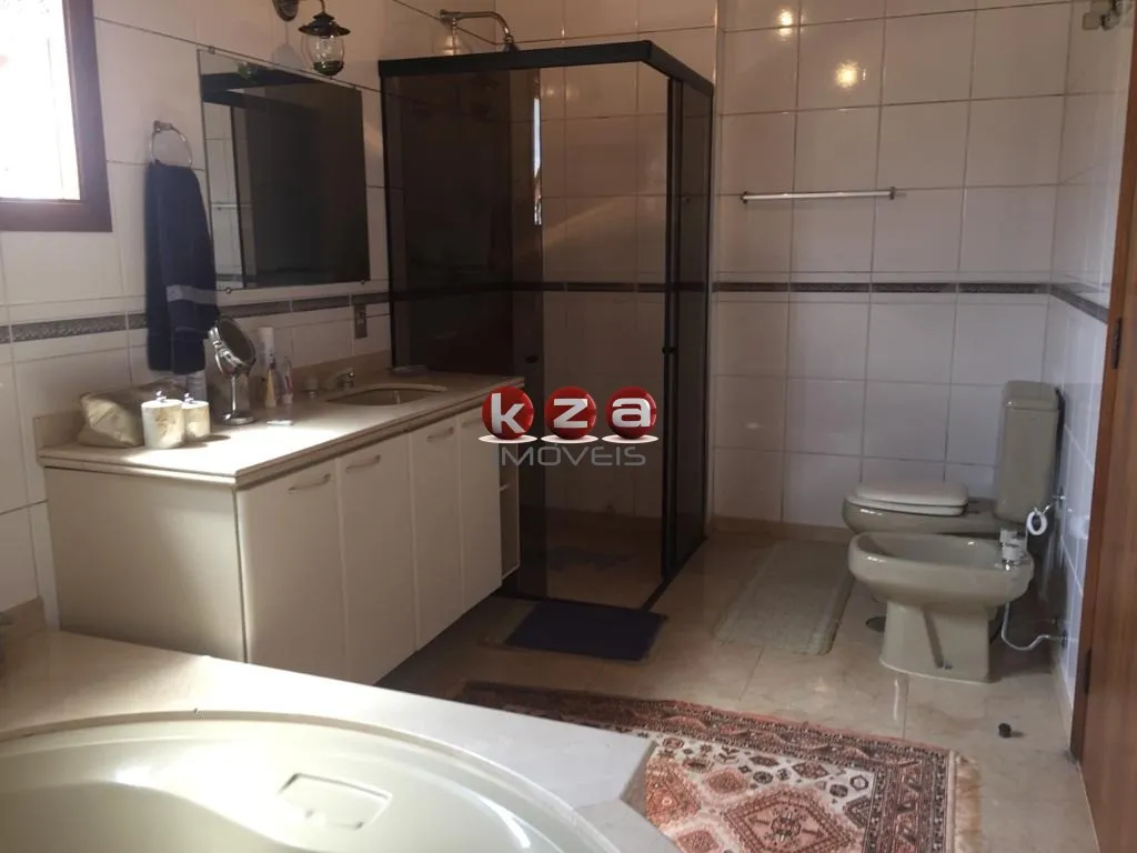 Imagem Casa de luxo em condomínio: 5 quartos, 5 suítes, 4 salas e mais - Venda em Descansópolis, Campos do Jordão-SP