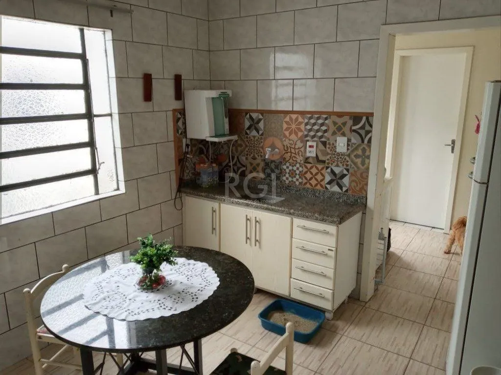 Imagem Casa para Venda - 174m², 3 dormitórios, sendo 1 suites, 3 vagas - Jardim Sabará