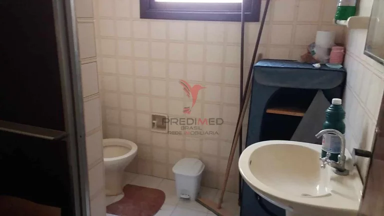 Imagem Excelente casa no centro de Iguaba por R$ 250.000 Aceita Financiamento