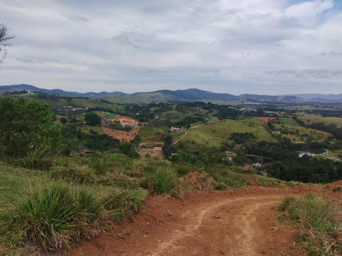 Imagem Terreno com 20.000 m² ? A Apenas 3 km de Piracaia!