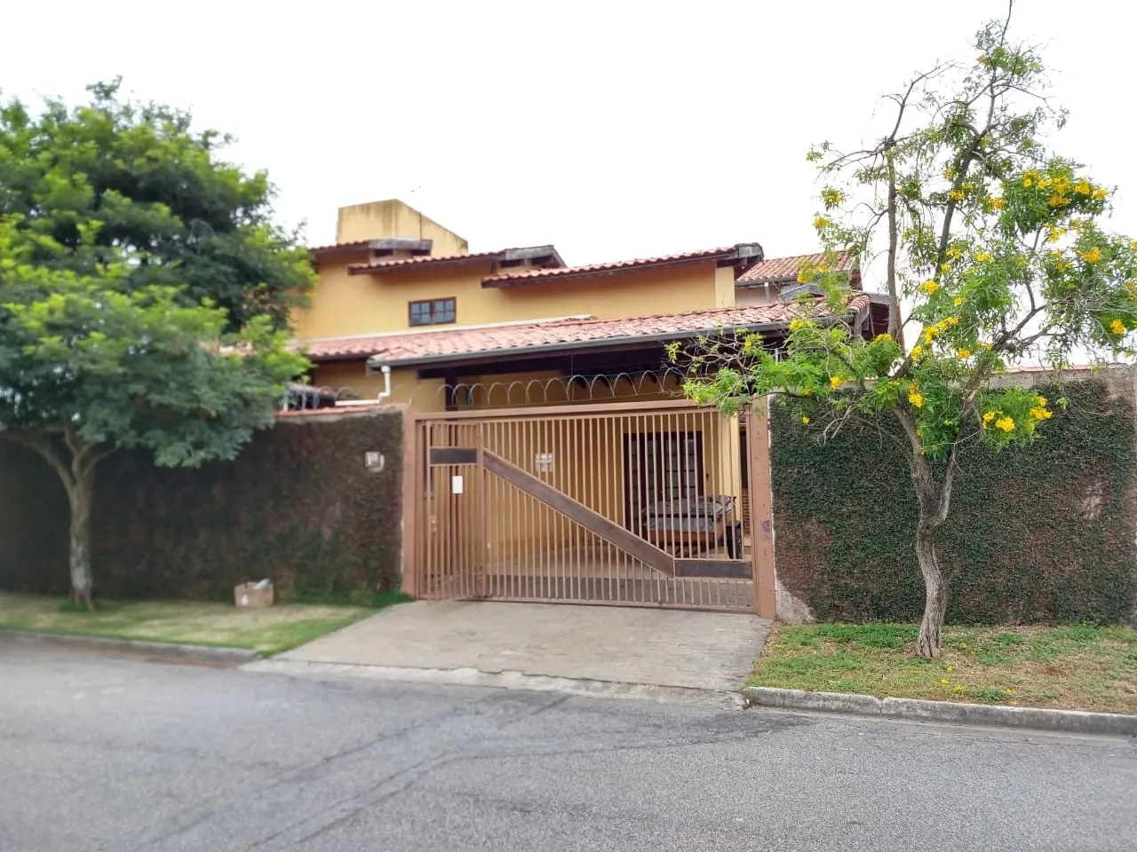 Foto do imóvel Casa à venda 2 Quartos, 1 Suite, 2 Vagas, 300M², Jardim Yassuda, Pindamonhangaba - SP