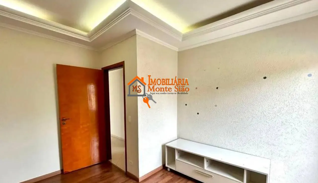 Imagem Sobrado com 4 dormitórios à venda, 462 m² por R$ 2.120.000,00 - Vila Galvão - Guarulhos/SP