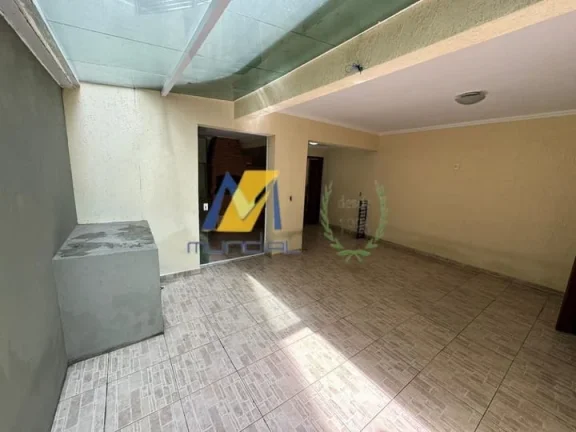 Imagem Sobrado à Venda com 264m², 4 dormitórios, 1 suíte, 2 salas e 2 vagas!!!