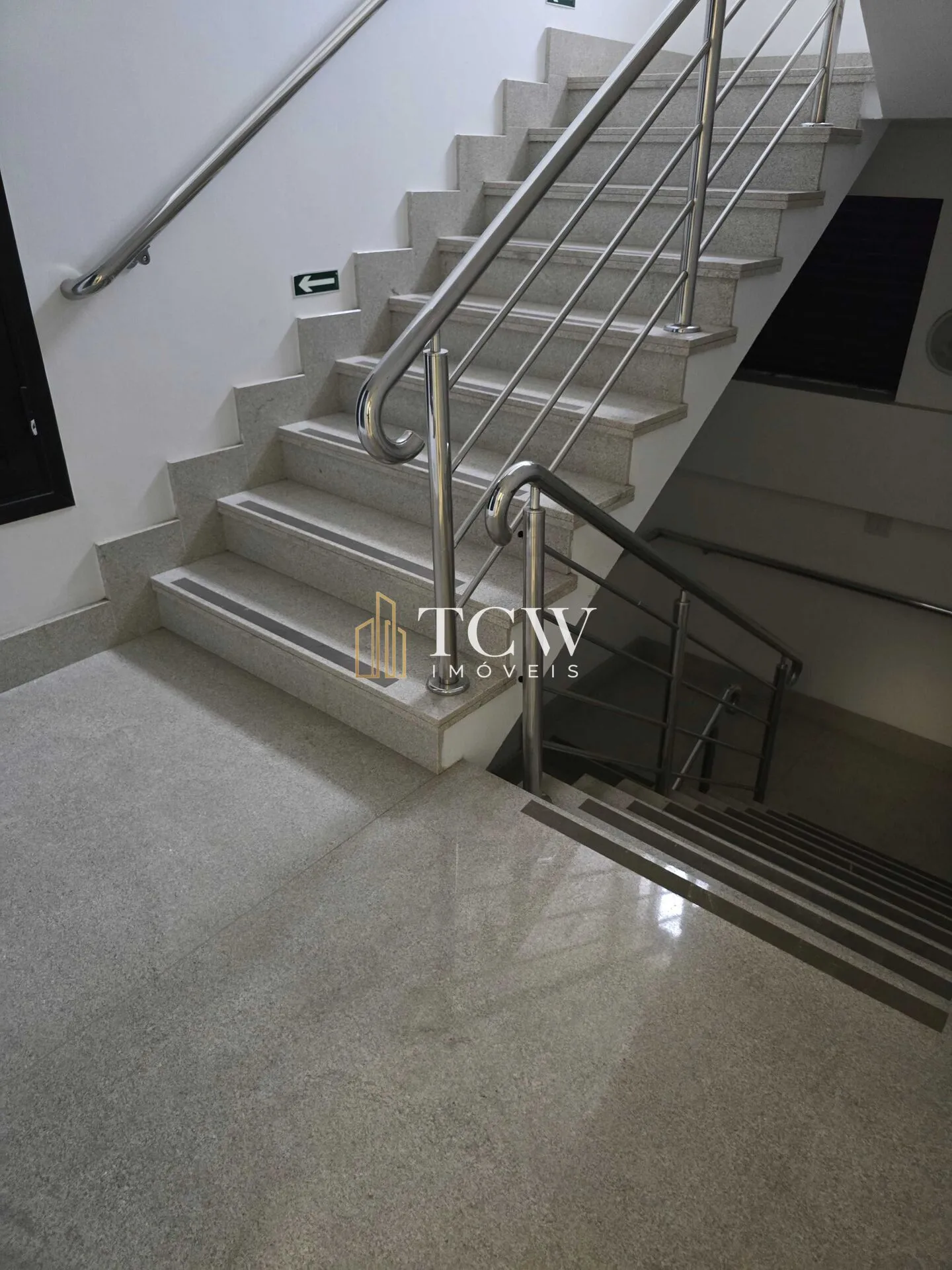 Imagem Galpão Logístico/Salão Comercial para Locação | 3.185m2 | Barra Funda/Sp
