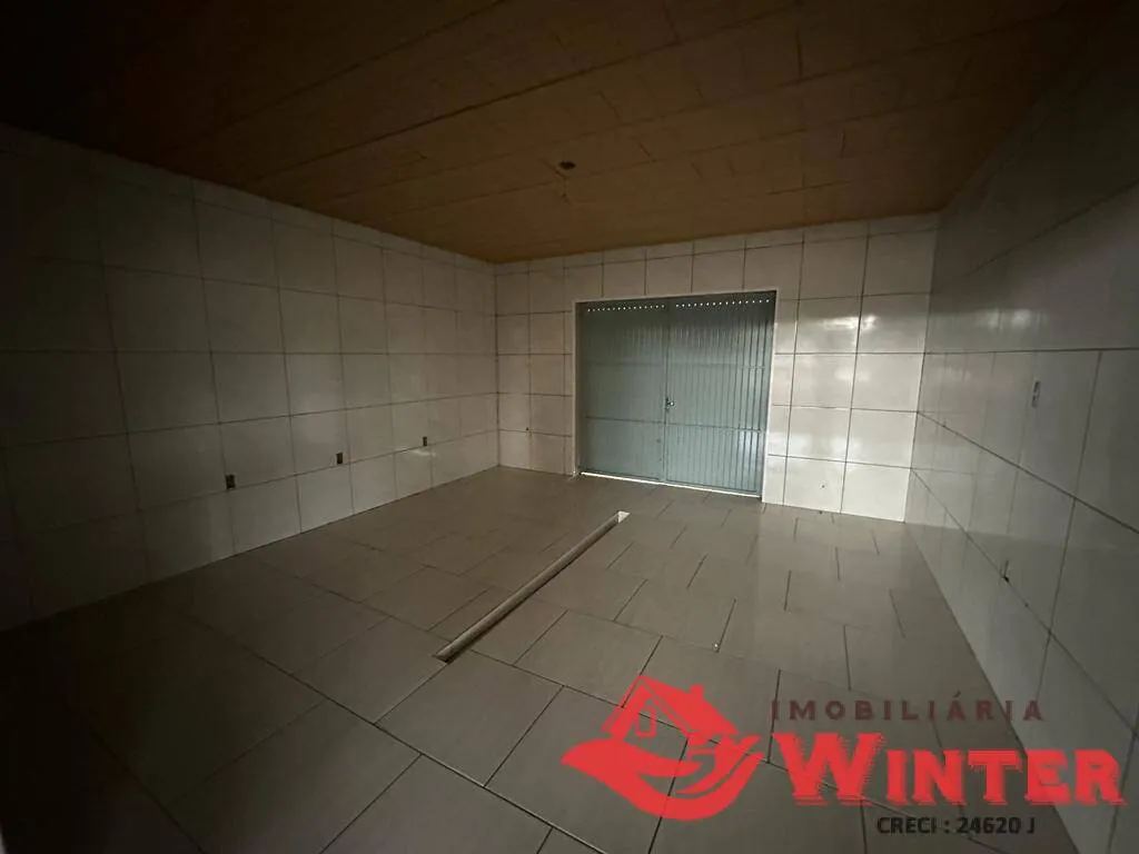 Imagem Pavilhão com 720m2 em frente a RS 452.