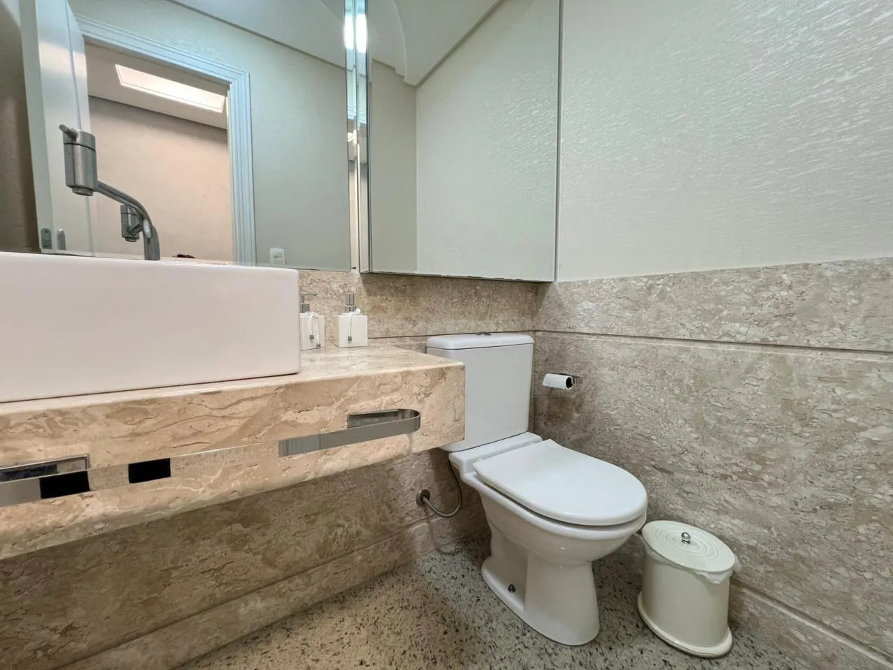Imagem Apartamento com vista para o mar à venda com 350m2 por R$ 10.500.000,00
